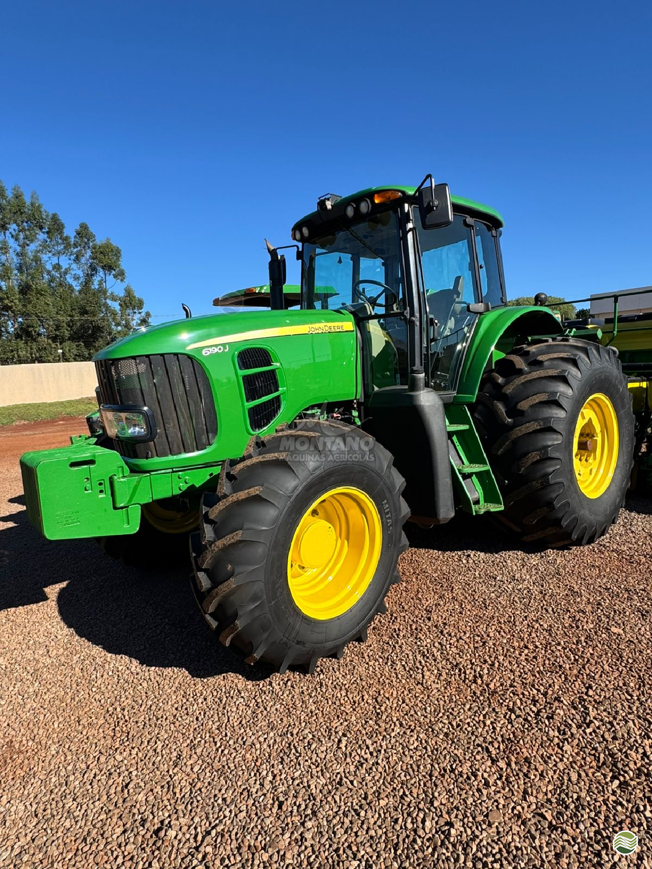 TRATOR JOHN DEERE JOHN DEERE 6190J Tração 4x4 Montano Máquinas Agrícolas LAGOA VERMELHA RIO GRANDE DO SUL RS